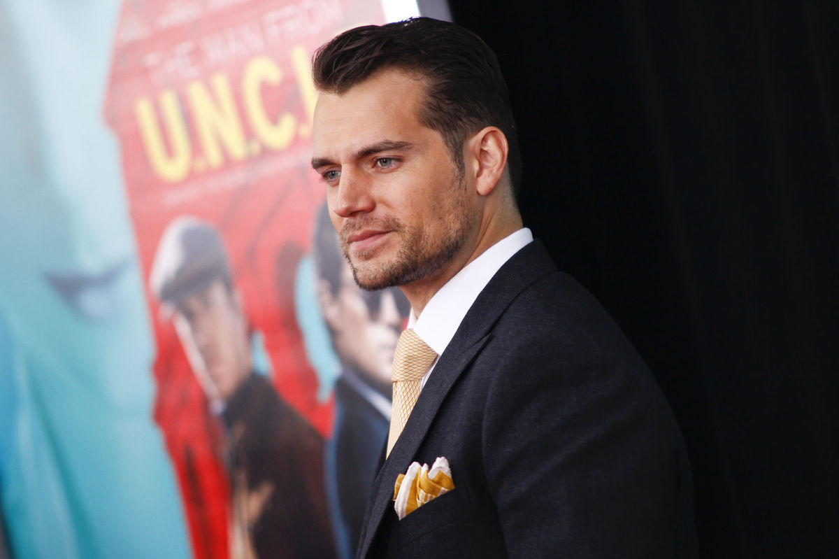 Herec Henry Cavill.