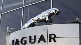 Slovensko a Jaguar podpísali zmluvu, stimuly dosiahnu 130 miliónov eur