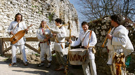 Báthoryčkina kvapka krvi zaleje Čachtice