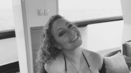 Megaprsia Mariah Carey v akcii! Veď jej roztrhnú bikiny...