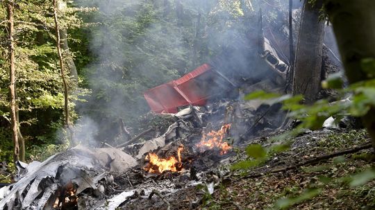 vrak, lietadlo, havária, Červený Kameň