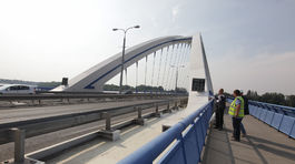 Most Apollo nie je úplne skolaudovaný, je na ňom dlh