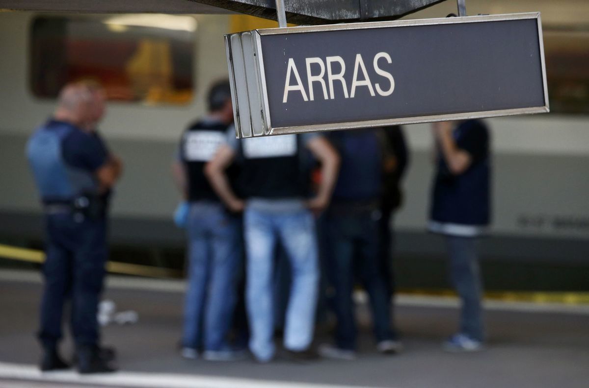 Muž útočil, keď rýchlovlak Thalys prechádzal...