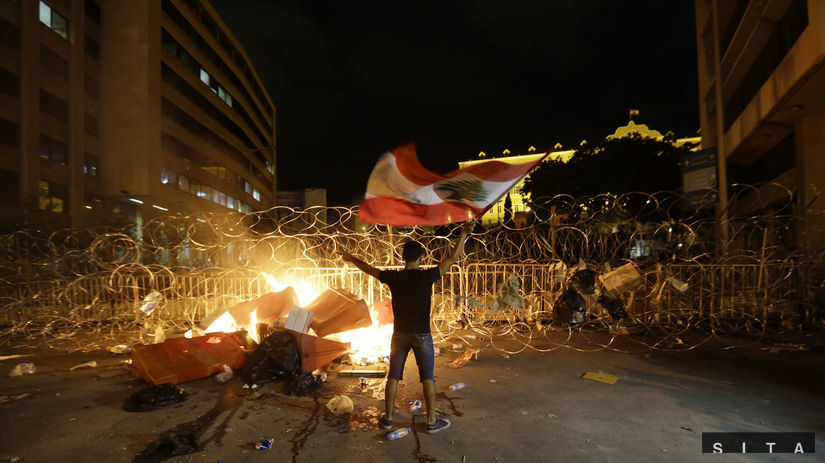 libanon, protest, demonštrácia, odpad,