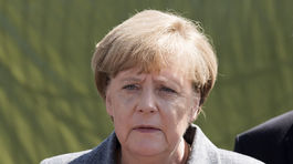 Merkelová odmieta obmedzovať právo utečencov na azyl