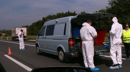 Rakúsko: Mŕtvi utečenci v aute sa zadusili ešte v Maďarsku