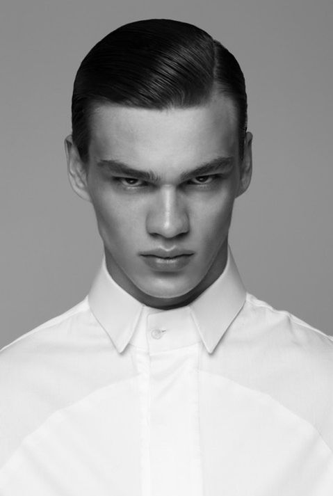 Slovenský model Filip Hrivňák.