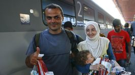 Rakúšania všetky vlaky pustili, väčšina migrantov cestuje do Nemecka