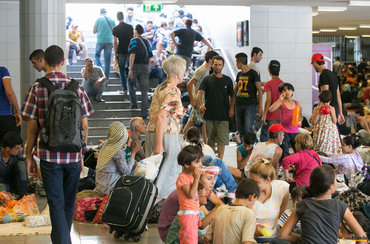 migranti, utečenci, Budapešť