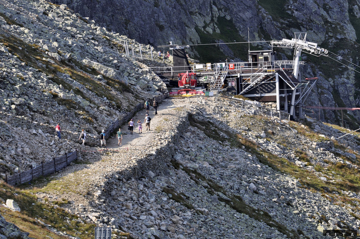 Vysoké Tatry, turistika, Lomnické sedlo