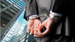 Seniora obvinili z vraždy suseda, ide do väzby