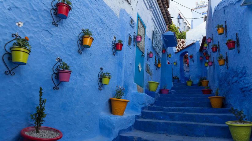 Mesto Chefchaouen je rozdelené na dve časti -...