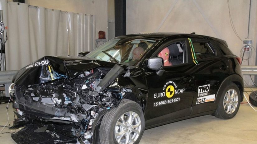 Mazda CX-3 by si iste priala plný počet hviezd....