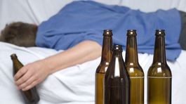 Pitie vody po konzumácii alkoholu opici nezabráni