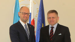 Robia z nás idiotov, kritizujú Fico s Jaceňukom rozšírenie Nord Streamu