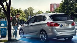 BMW 225xe - 2016
