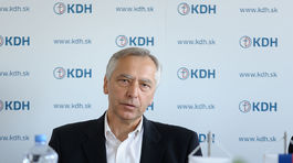 Figeľ vyzýva premiéra, aby neriešil migrantov, ale situáciu v zdravotníctve