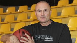 Kropilák: Chýbajú mi koše aj lyže. Na ligových zápasoch trpím