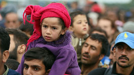 Štáty USA odmietajú po atentáte v Paríži prijať sýrskych utečencov