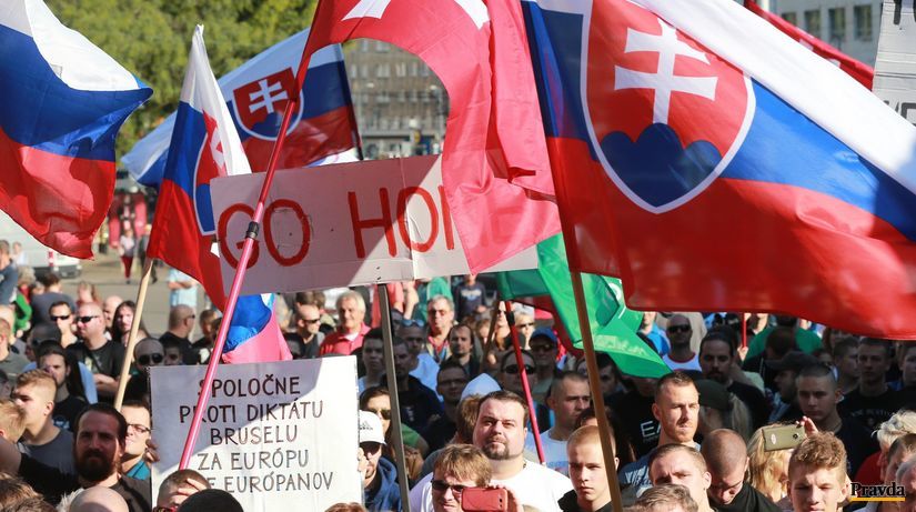 Spolocne za Slovensko, proti islamizacii Europy...