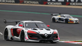 Gondov boj o víťazstvo na Nürburgringu zmaril kontakt so súperom