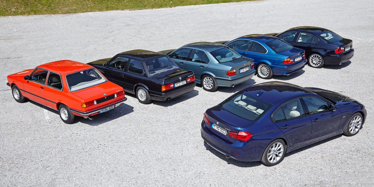 Prvé trojkové BMW prišlo na svet v roku 1975....