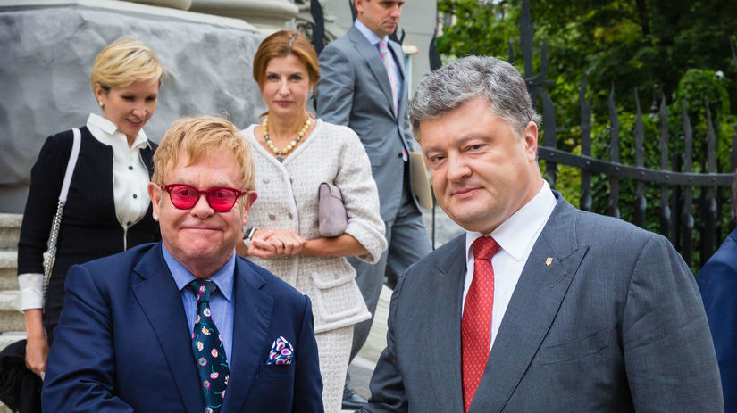 Elton John, Porošenko
