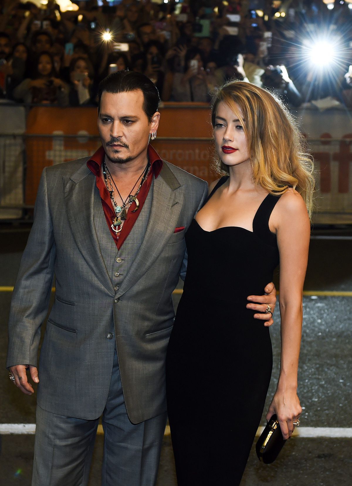 Johnny Depp a Amber Heard na archívnej snímke -...