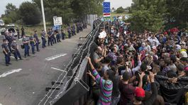 Maďarský plot nie je trvalé riešenie, hovorí eurokomisár