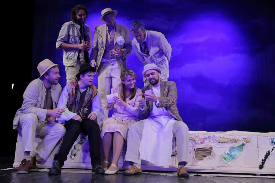 Protagonisti inscenácie Zberné stredisko (na...