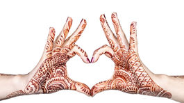 Tetovanie hennou je neškodné, pozor však na čiernu