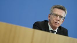 Nemecký minister chce odmietať utečencov už na hraniciach