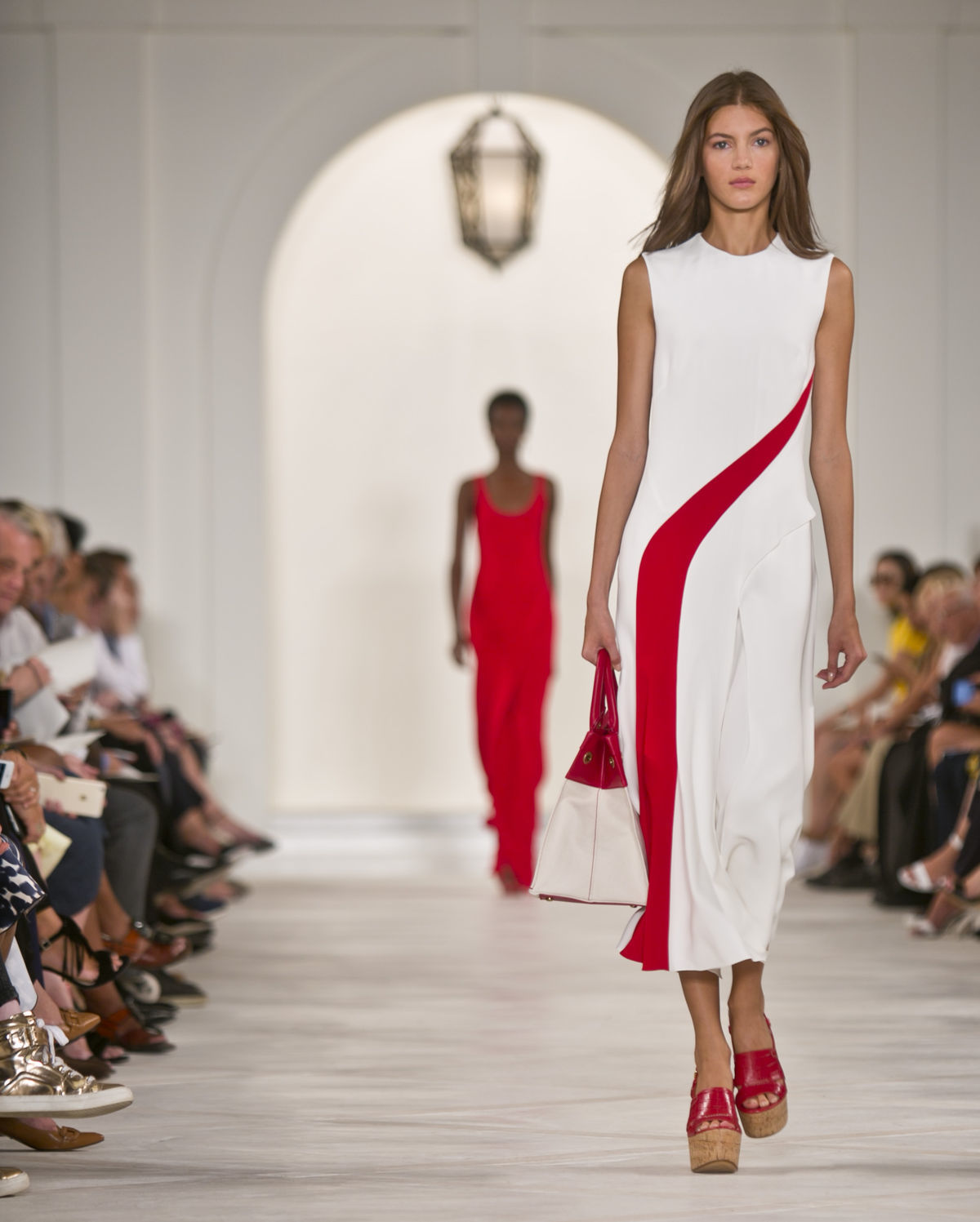 Modelka na prehliadke Ralph Lauren.