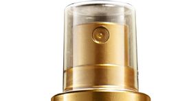 mythic-oil-shimmering-Trblietavý olej do vlasov Mythic Oil. 