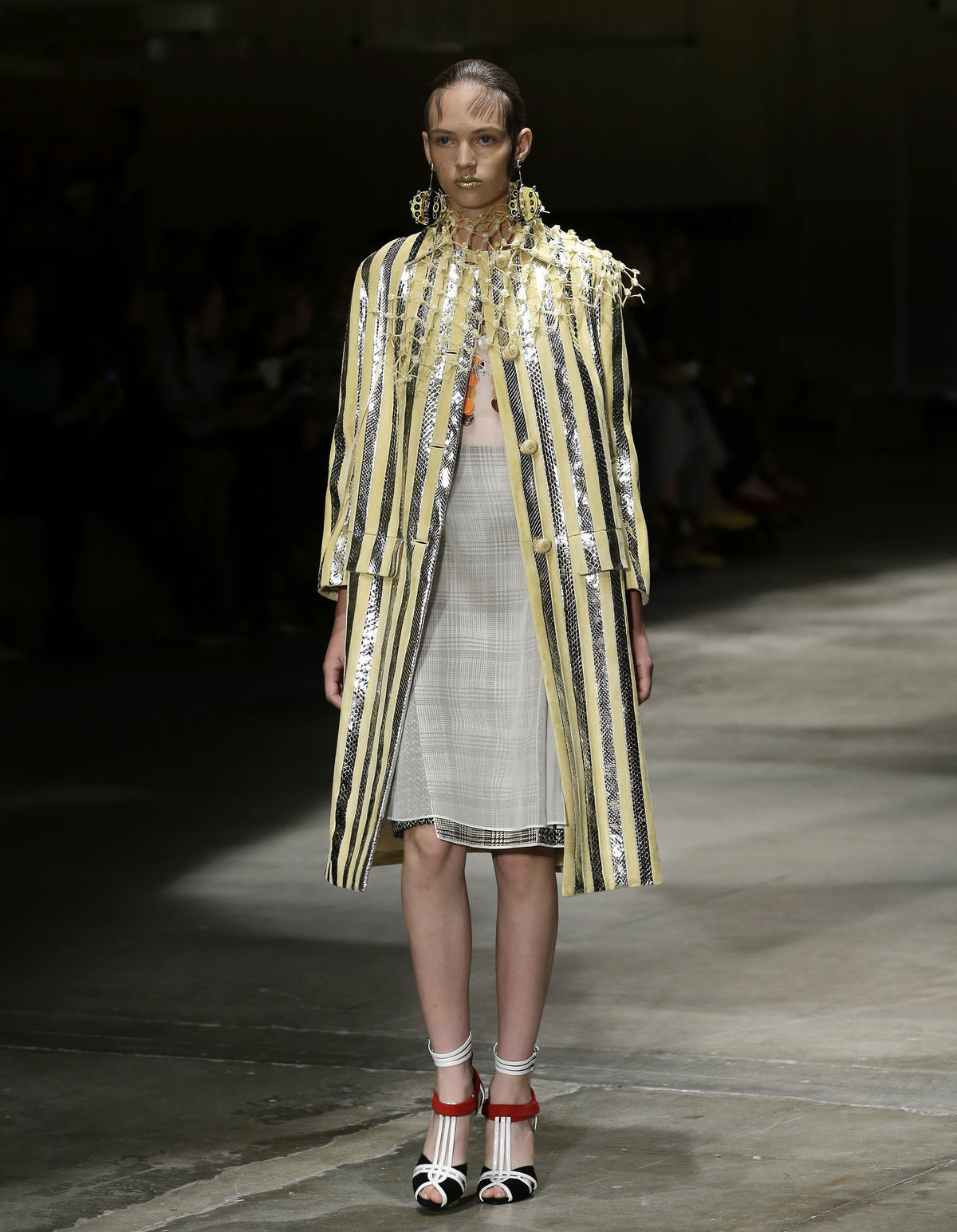 Prada - jar a leto 2016 - Miláno.