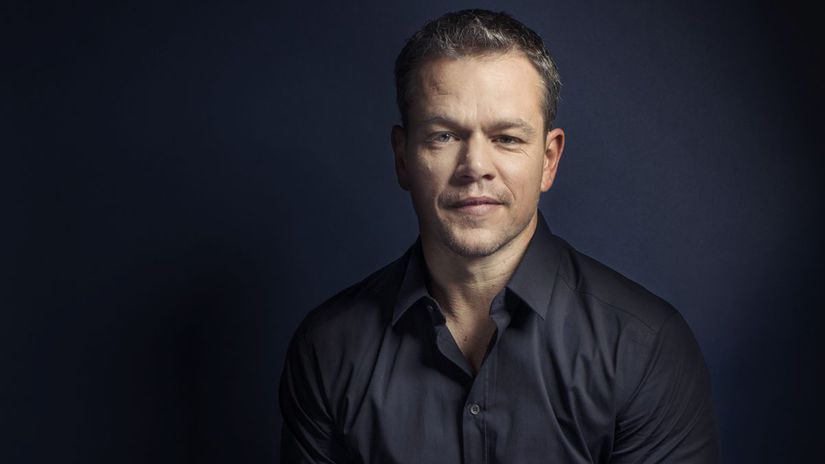 Photo of Dobrý chlapec od susedov a akčný zabijak!  Matt Damon oslavuje päťdesiatku – koktail, ktorý sa koná na obrazovke a za ním