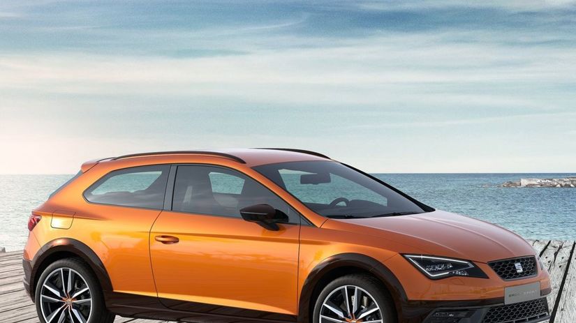 Koncept Cross Sport kombinuje karosériu Leonu...