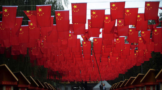 Čina oslavuje národný sviatok. Bez zástavok by...