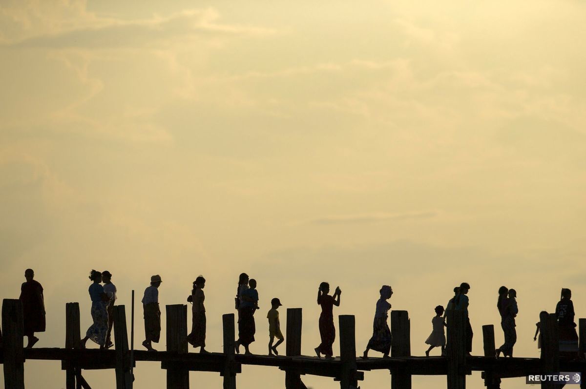 Mjanmarsko, most, Tuangthaman, rieka, ľudia, slnko