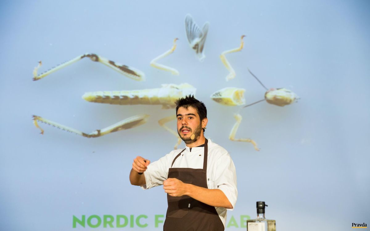 Šéfkuchár Nordic Food Lab Roberto Flore.