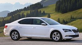 Škoda Superb GreenLine - 2016