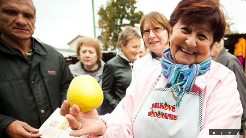 Jablkové hodovanie - rozdávanie jabĺčok,...