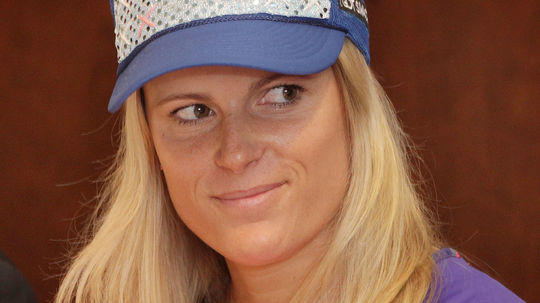 Veronika Velez-Zuzulová