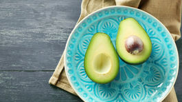 Suchá pleť či vlasy? Vyliečte ich avokádom! 