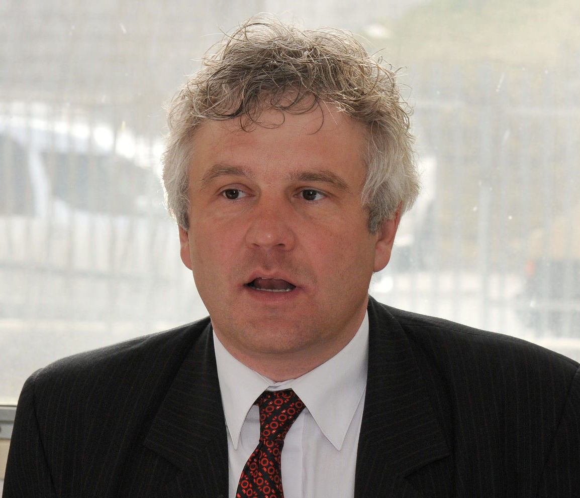 Jozef Mikloško z Koalície pre deti - Úsmev ako dar