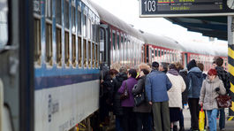 Železničná spoločnosť si chce podľa OĽaNO-NOVA  draho prenajať lôžkové vozne