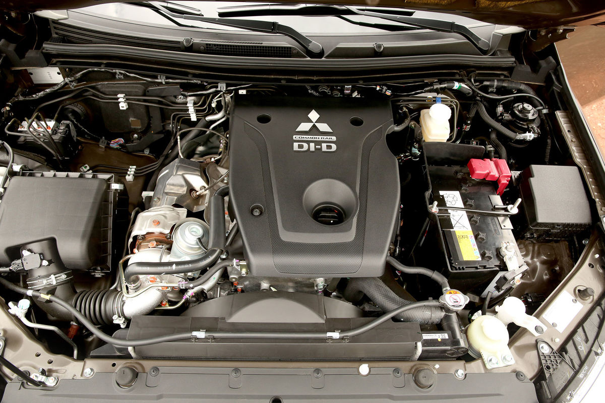 Nový diesel 2,4 DI-D MiVEC je vyzbrojený...