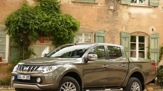 Mitsubishi L200 - 2016