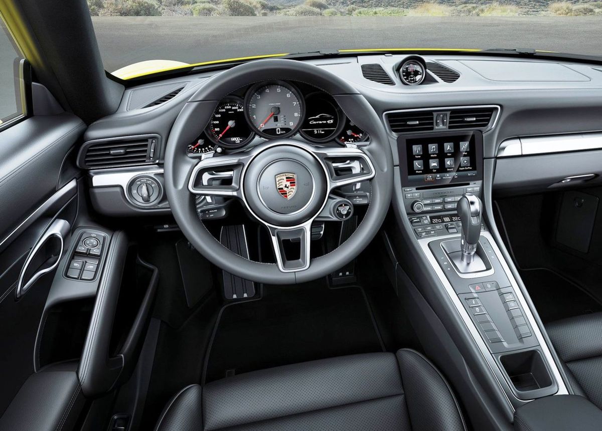 V interiéri nasadilo Porsche nové rozhranie...