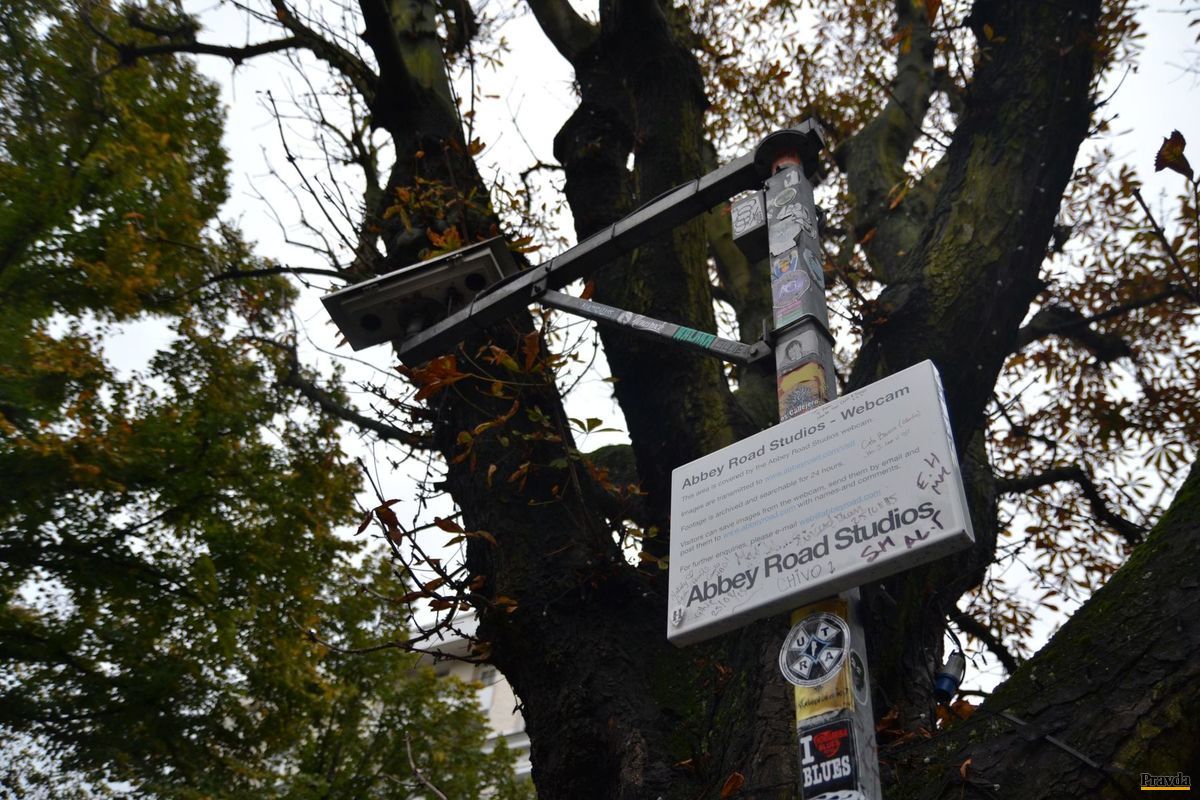 Slávny priechod pre chodcov pri nahrávacích...